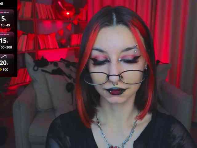 MistressMarcelline webcam