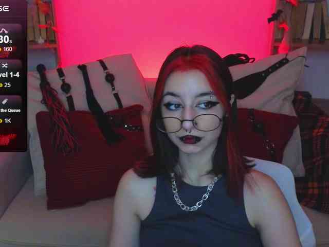 MistressMarcelline webcam