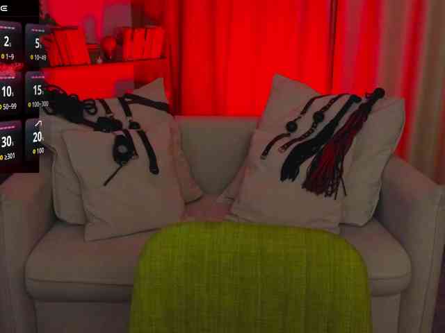 MistressMarcelline webcam