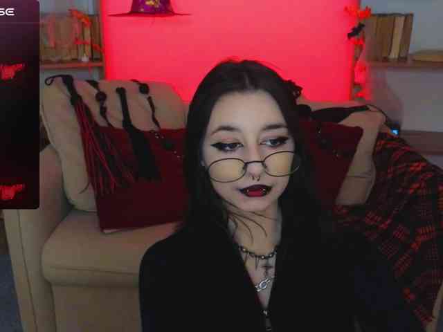 MistressMarcelline webcam