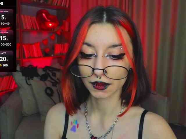 MistressMarcelline webcam