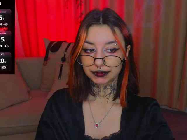 MistressMarcelline webcam