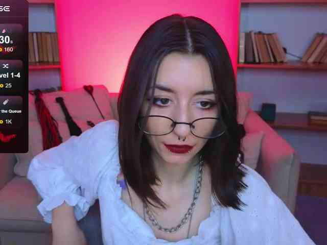 MistressMarcelline webcam