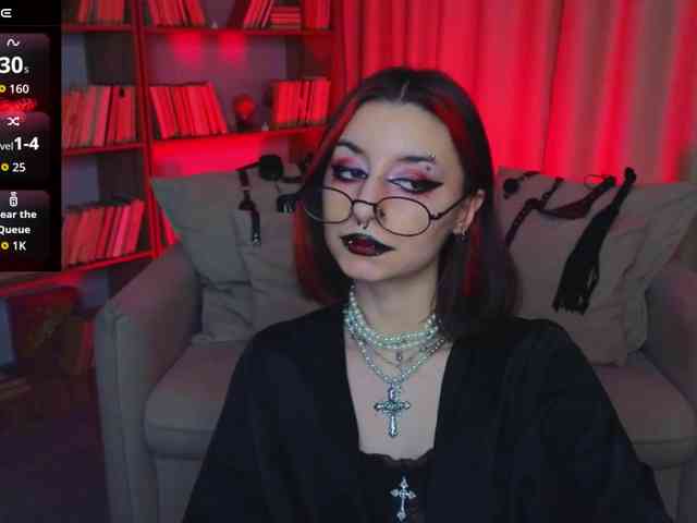 MistressMarcelline webcam