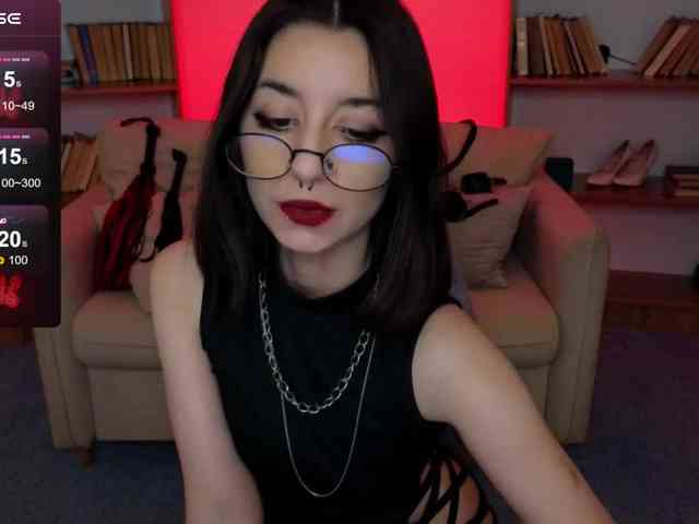 MistressMarcelline webcam