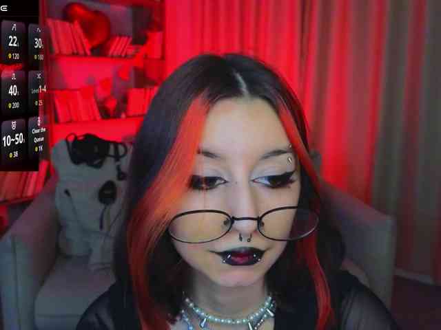 MistressMarcelline webcam