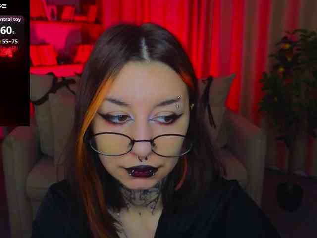 MistressMarcelline webcam