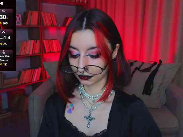 MistressMarcelline webcam