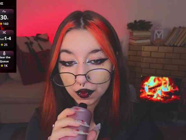 MistressMarcelli... Live Webcam on BongaCams