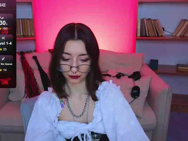 MistressMarcelline webcam