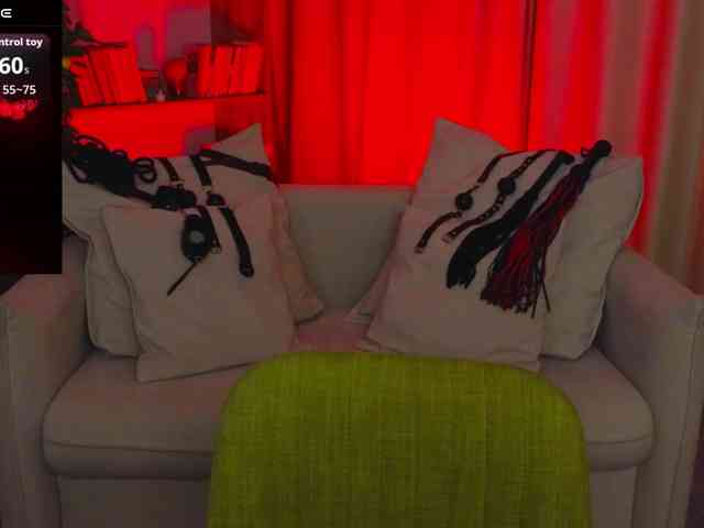 MistressMarcelline webcam