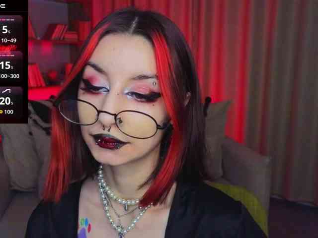 MistressMarcelline webcam