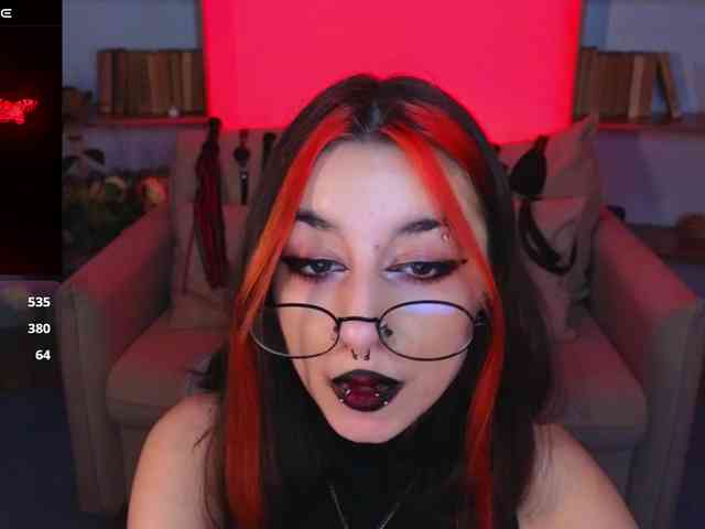 MistressMarcelline webcam