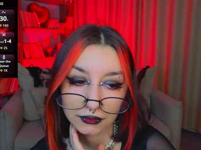 MistressMarcelline webcam