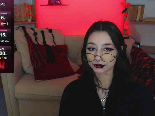 MistressMarcelline webcam
