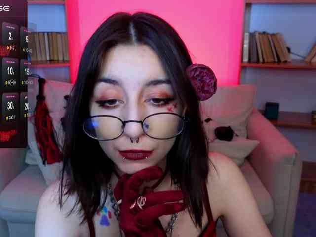 MistressMarcelline webcam