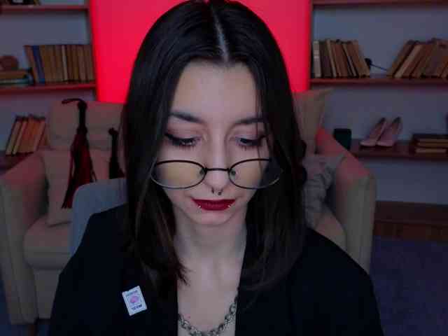 role play chat MistressMarcelline