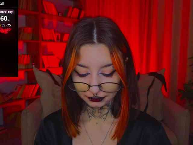 MistressMarcelline webcam