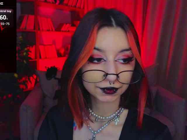 MistressMarcelline webcam