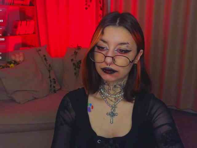 MistressMarcelline webcam