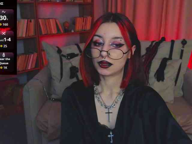 MistressMarcelline webcam