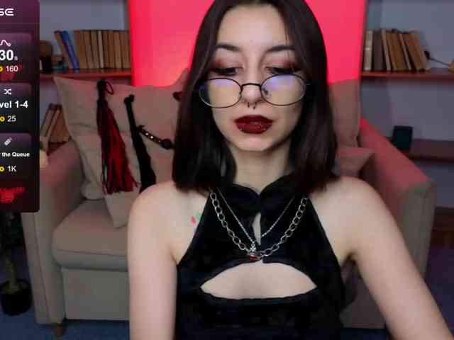 MistressMarcelline webcam