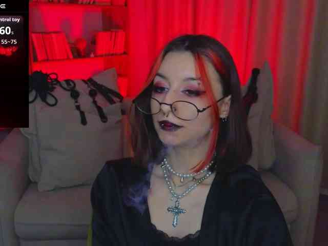MistressMarcelline webcam