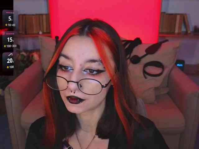 MistressMarcelline webcam