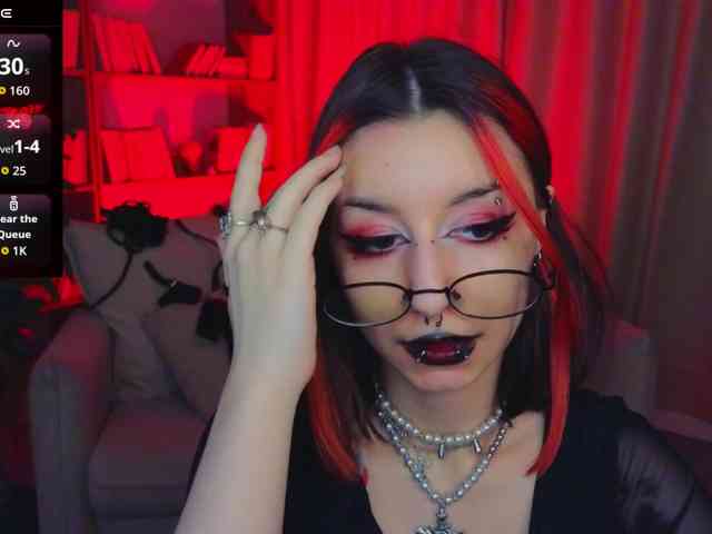 MistressMarcelline webcam