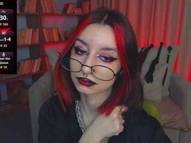 MistressMarcelline webcam