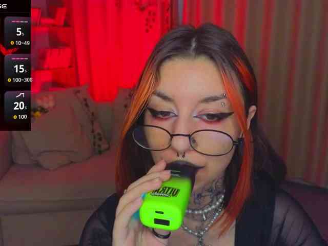 MistressMarcelline webcam