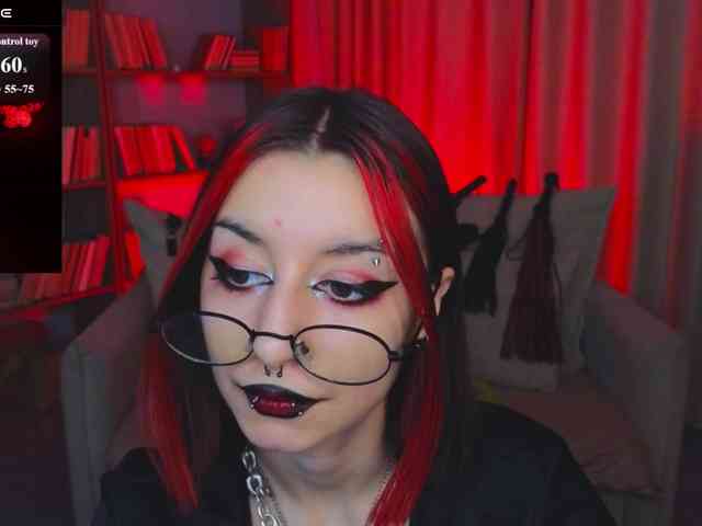 MistressMarcelline webcam