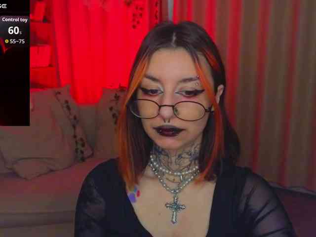 MistressMarcelline webcam