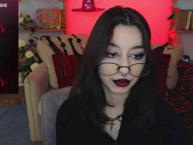 MistressMarcelline webcam