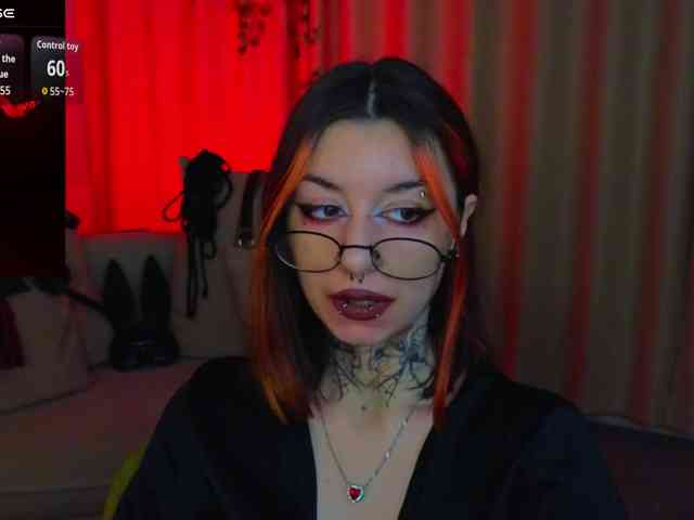 MistressMarcelline webcam