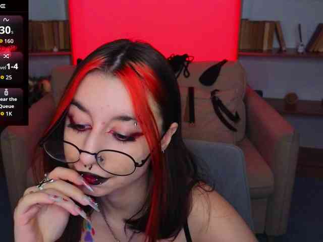 MistressMarcelline webcam