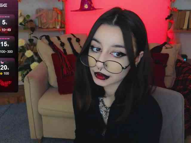 MistressMarcelline webcam