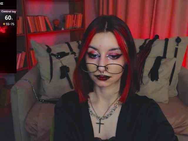 MistressMarcelline webcam