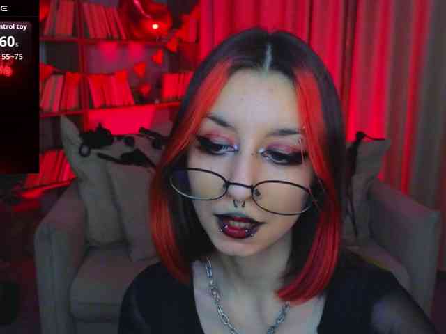 MistressMarcelline webcam