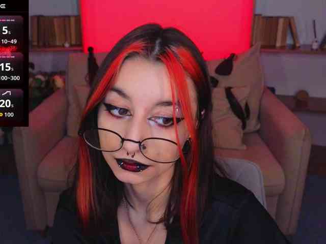 MistressMarcelline webcam