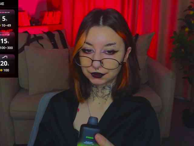 MistressMarcelline webcam