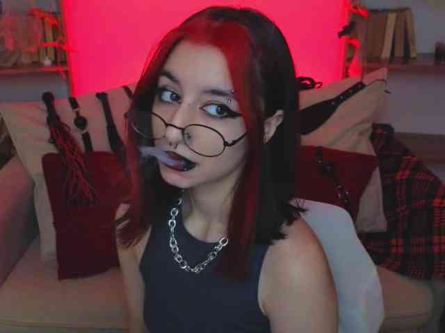 MistressMarcelline webcam