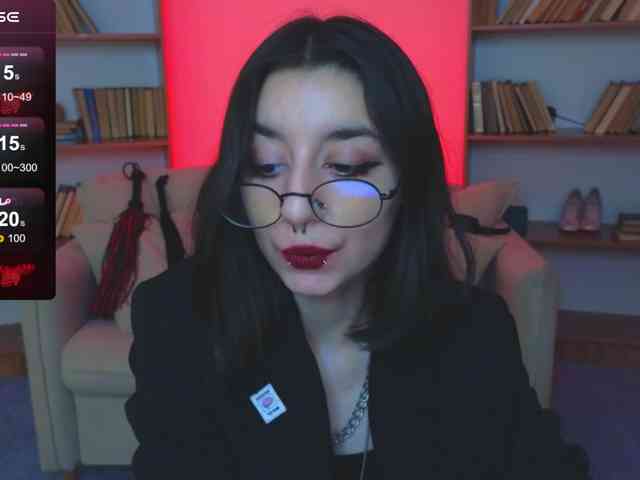 MistressMarcelline webcam