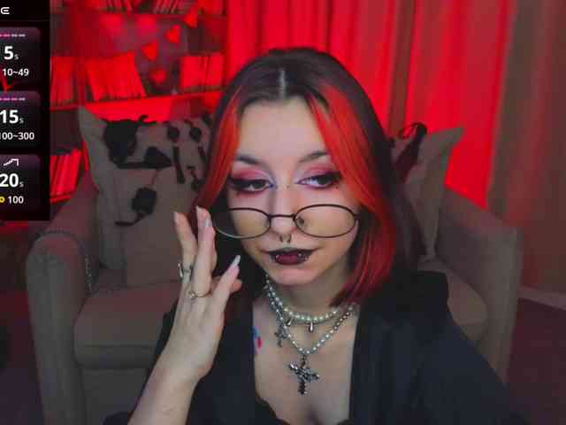 MistressMarcelline webcam