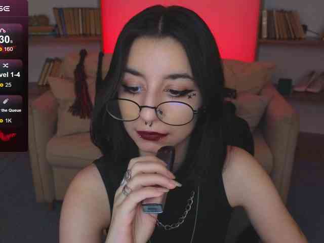MistressMarcelline webcam