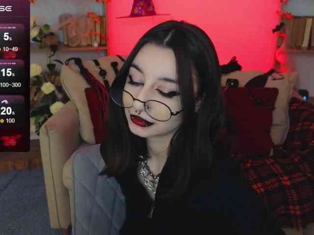 MistressMarcelline webcam