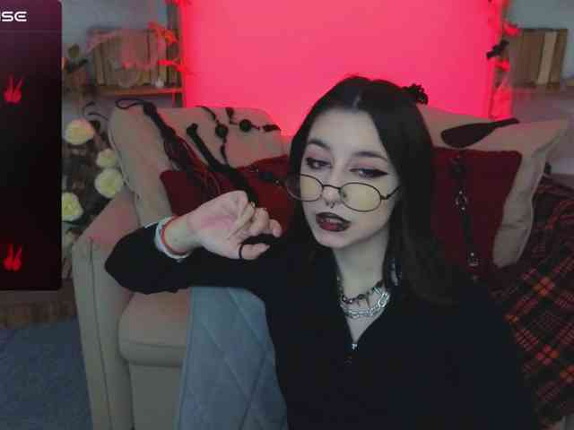 MistressMarcelline webcam