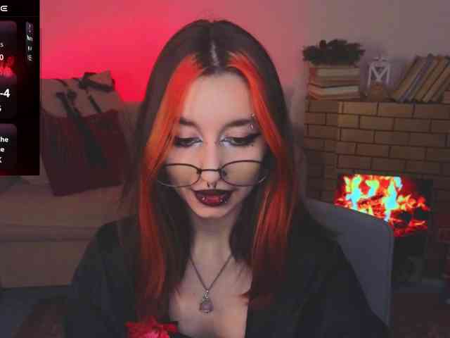 MistressMarcelline webcam