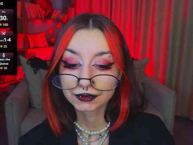 MistressMarcelline webcam