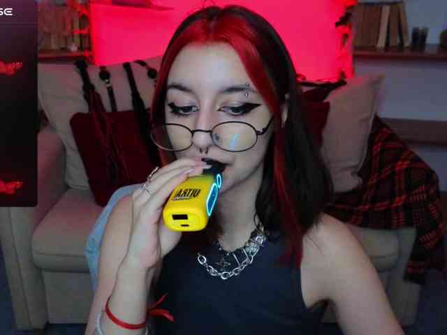 MistressMarcelline webcam